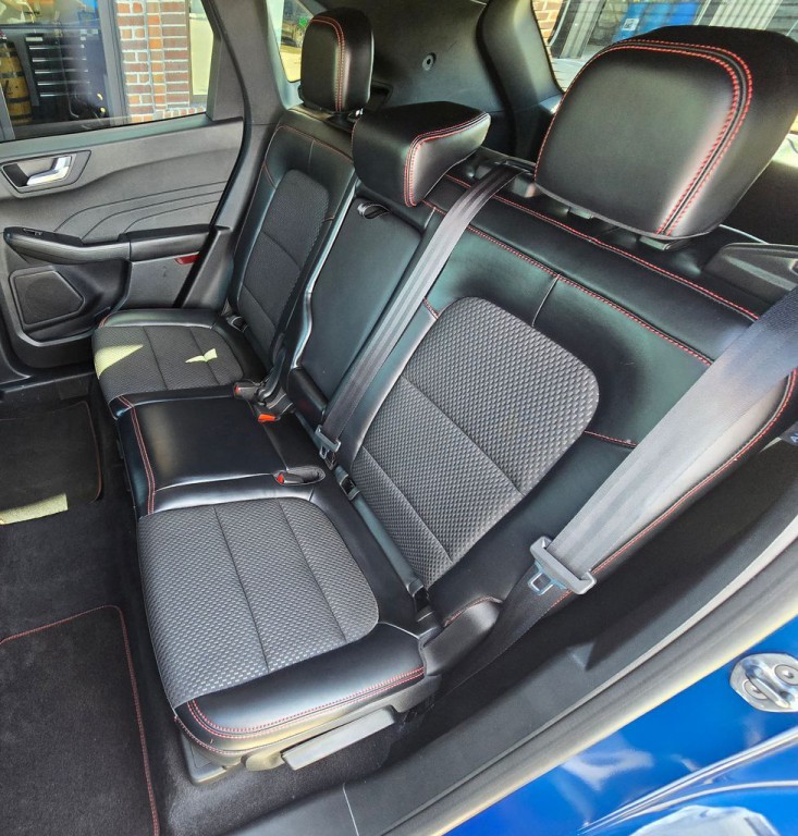 2023 Ford Escape Image 36