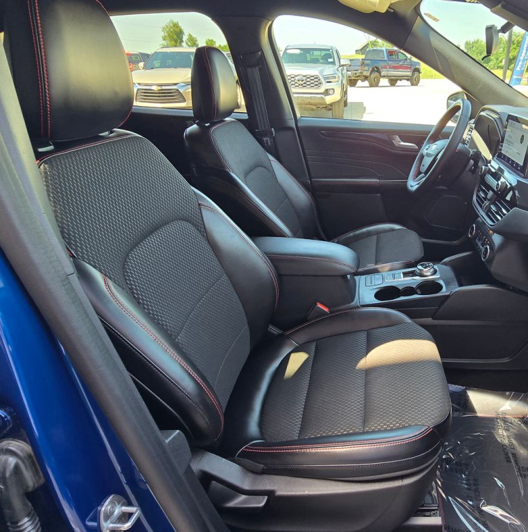 2023 Ford Escape Image 41