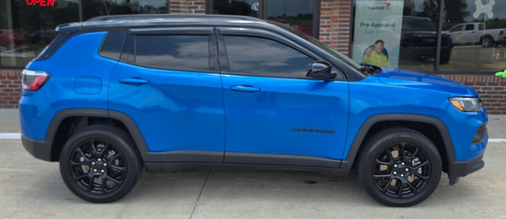 2023 Jeep Compass Image 5