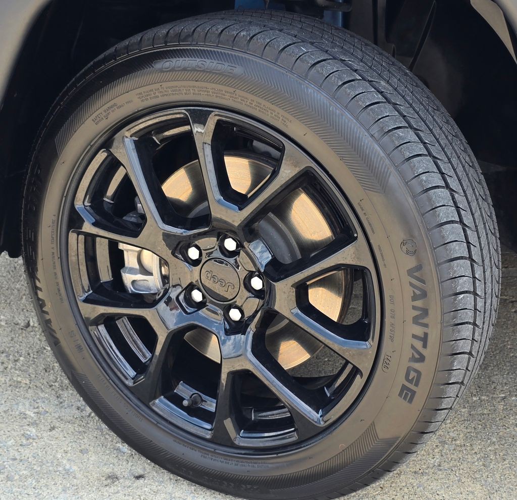 2023 Jeep Compass Image 11