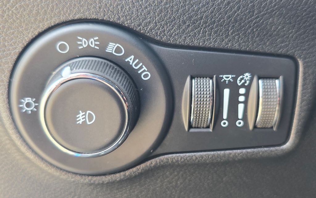 2023 Jeep Compass Image 19