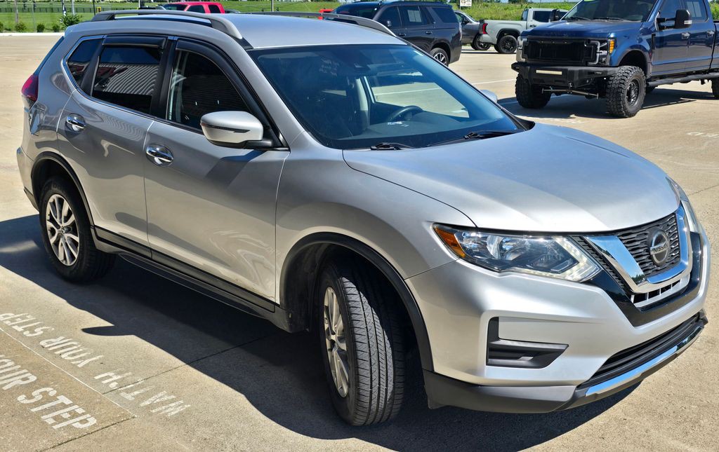 2019 Nissan Rogue Image 7
