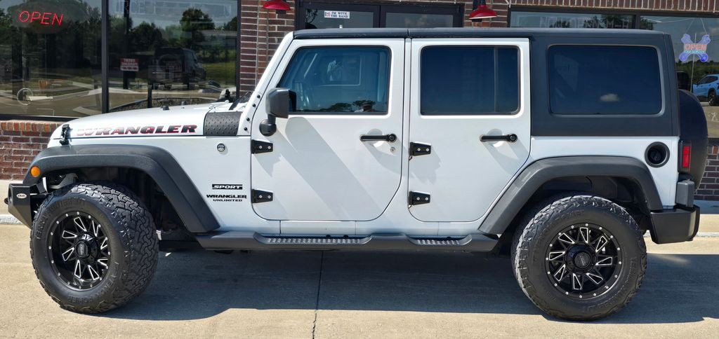 2016 Jeep Wrangler Image 4