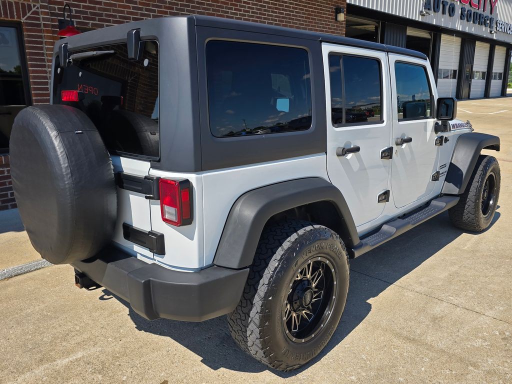 2016 Jeep Wrangler Image 7