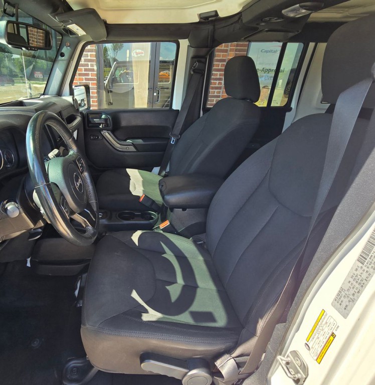 2016 Jeep Wrangler Image 15