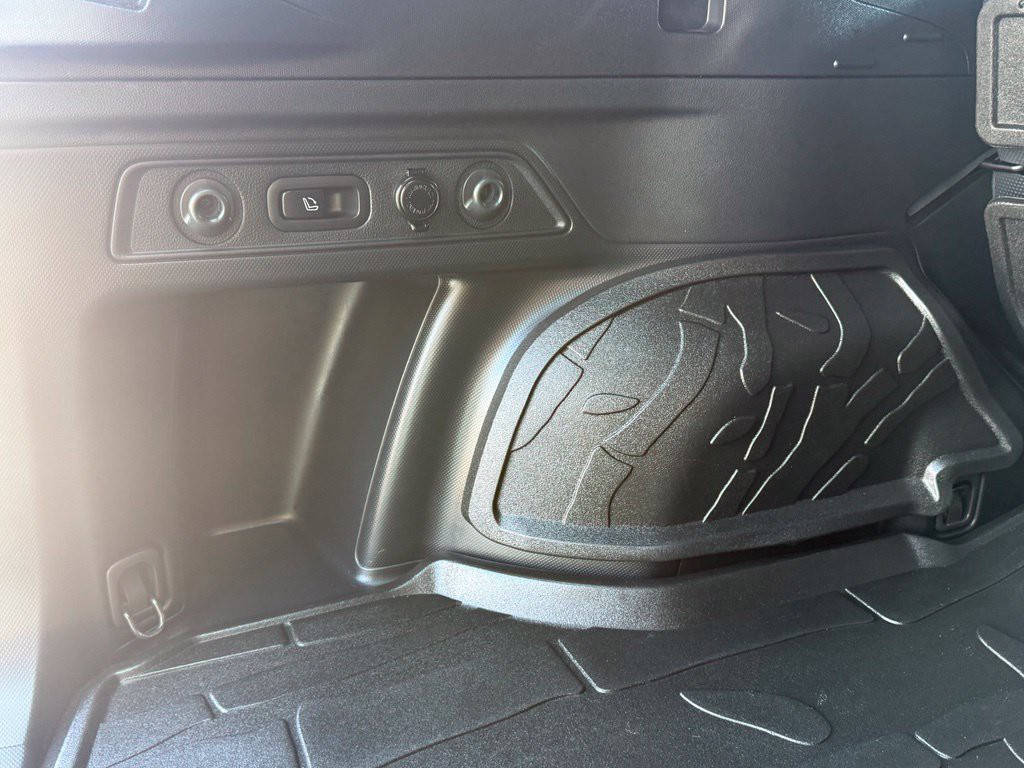 2023 Subaru Forester Image 43