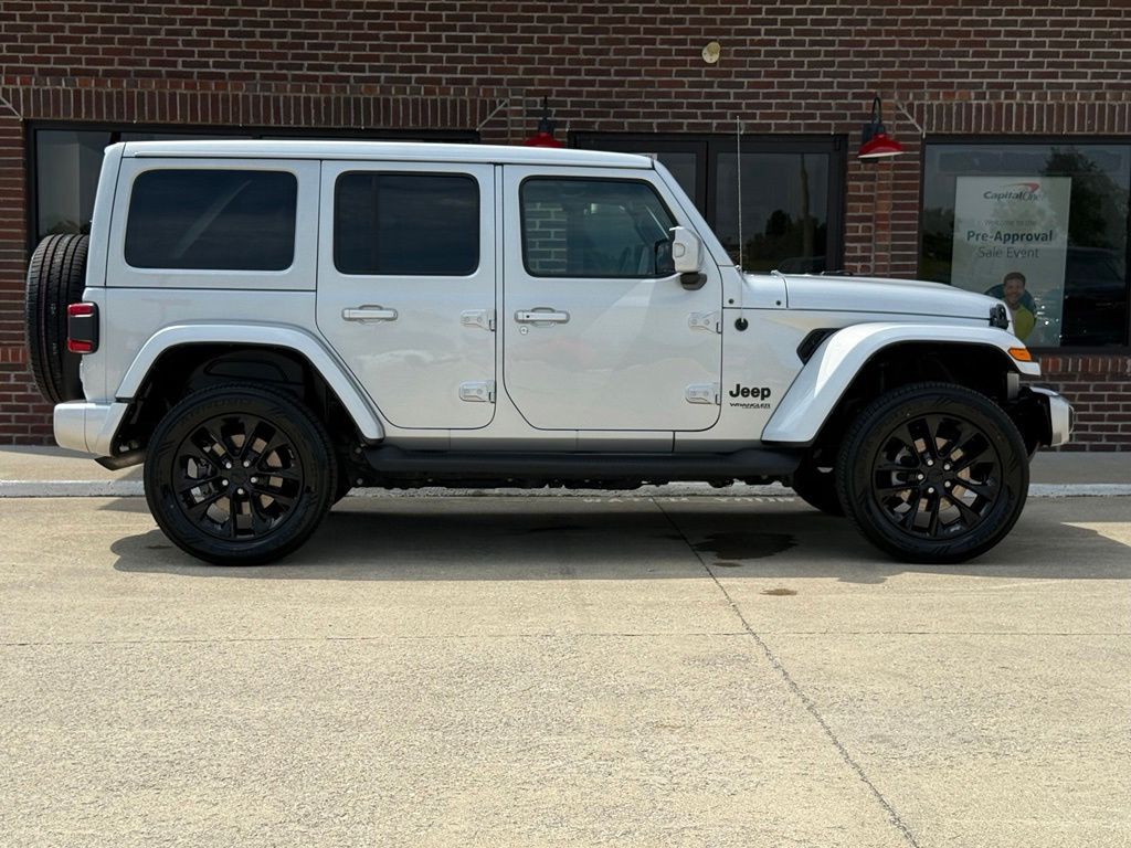 2022 Jeep Wrangler Image 5