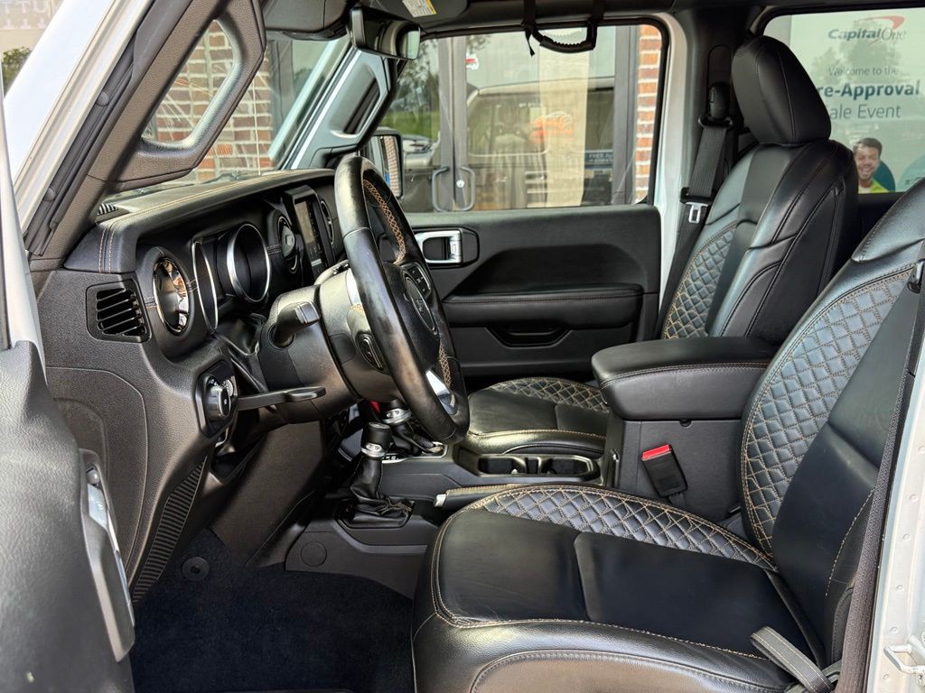 2022 Jeep Wrangler Image 21