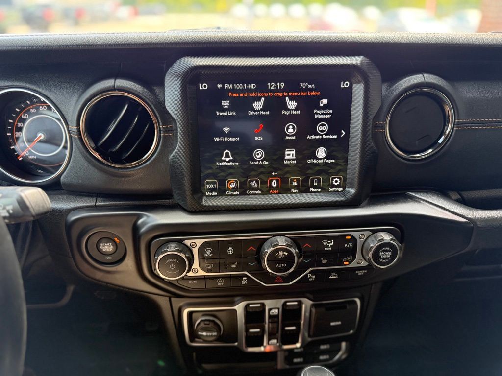 2022 Jeep Wrangler Image 24