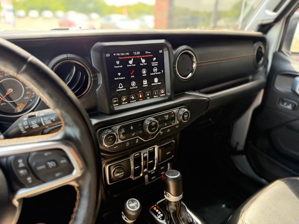 2022 Jeep Wrangler Image 32
