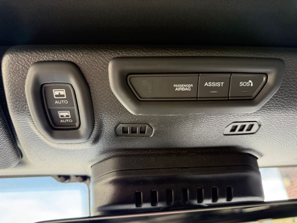 2022 Jeep Wrangler Image 33