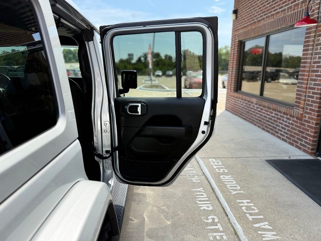 2022 Jeep Wrangler Image 54