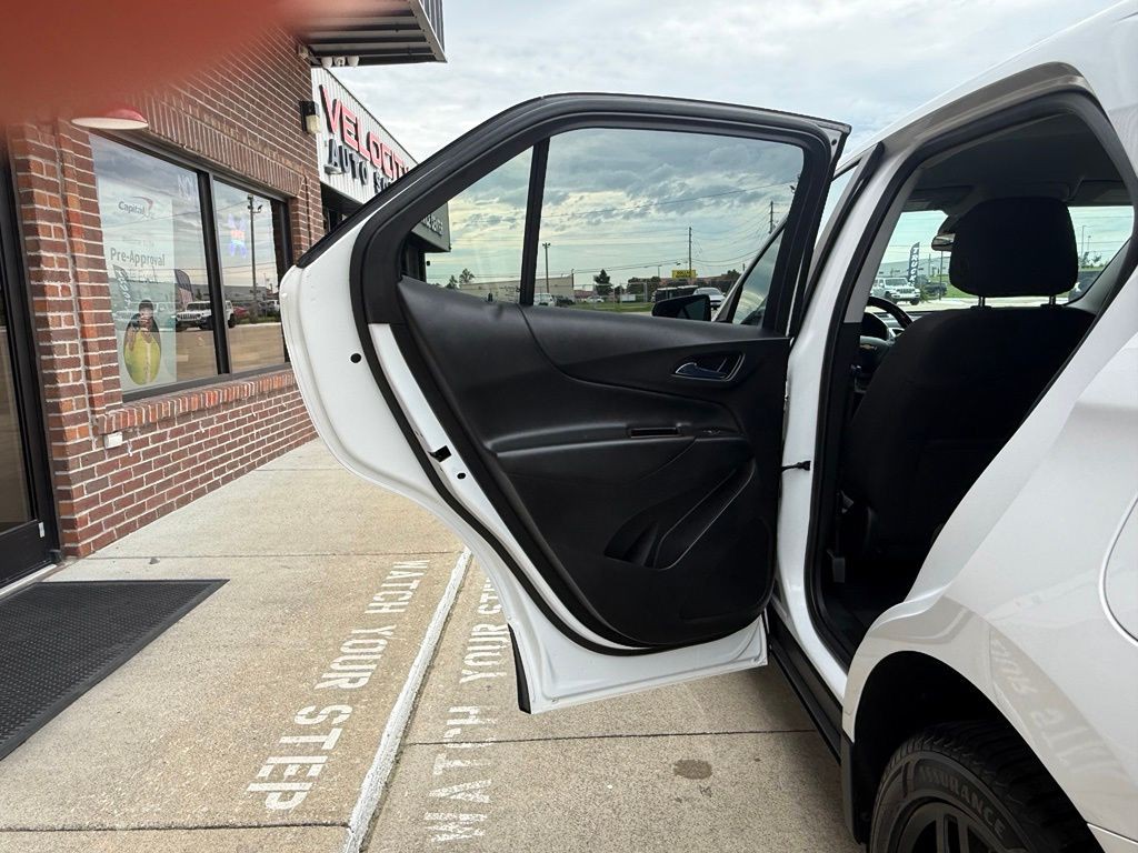 2021 Chevrolet Equinox Image 30