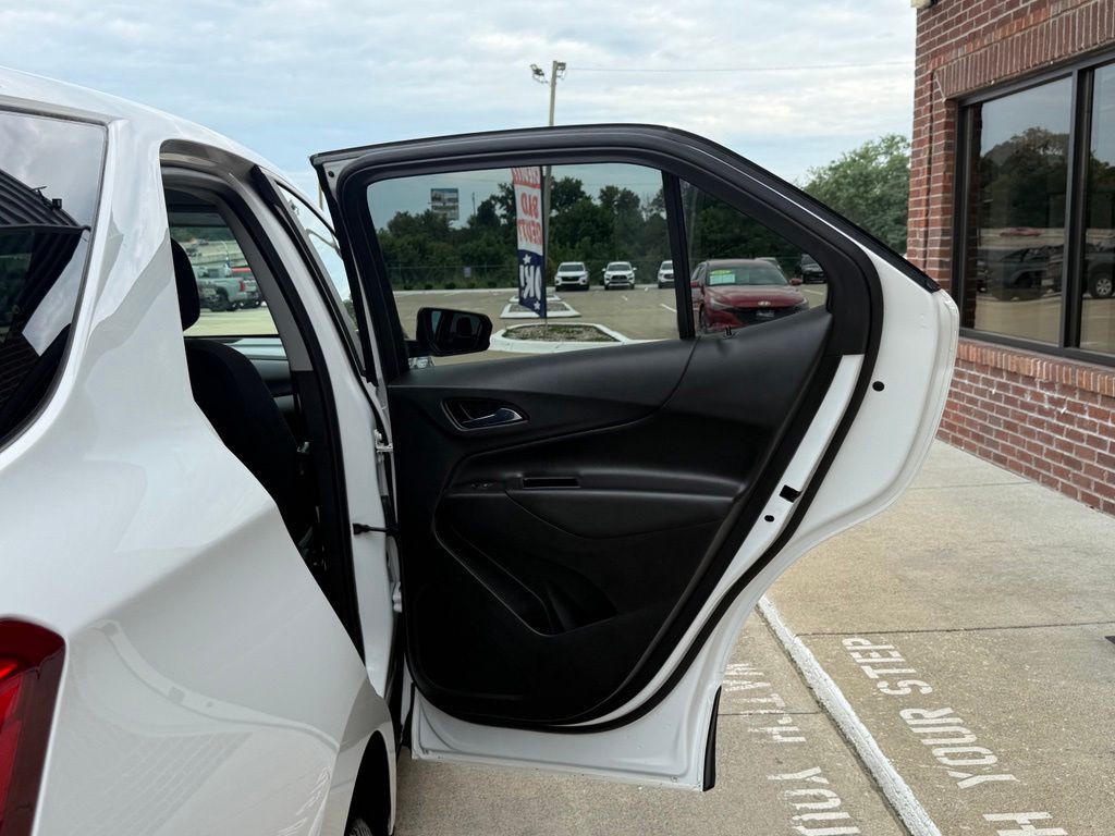 2021 Chevrolet Equinox Image 44