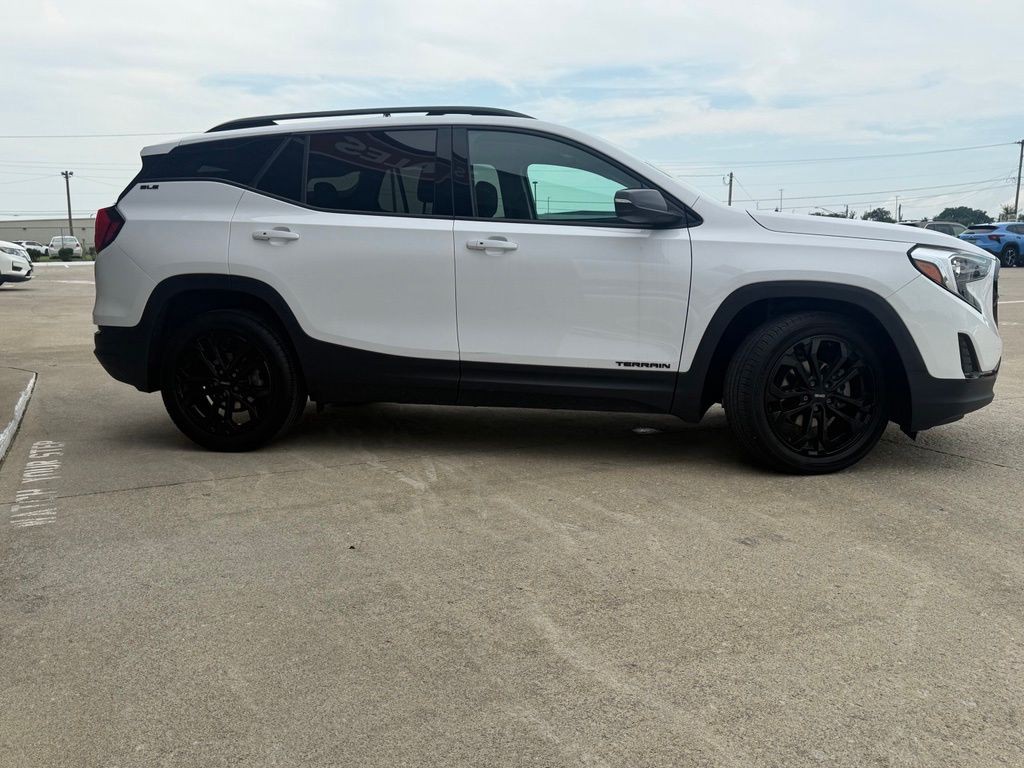 2020 GMC Terrain Image 6