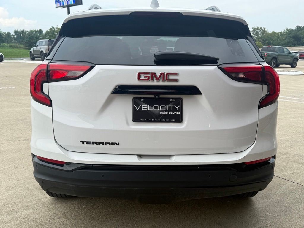 2020 GMC Terrain Image 10