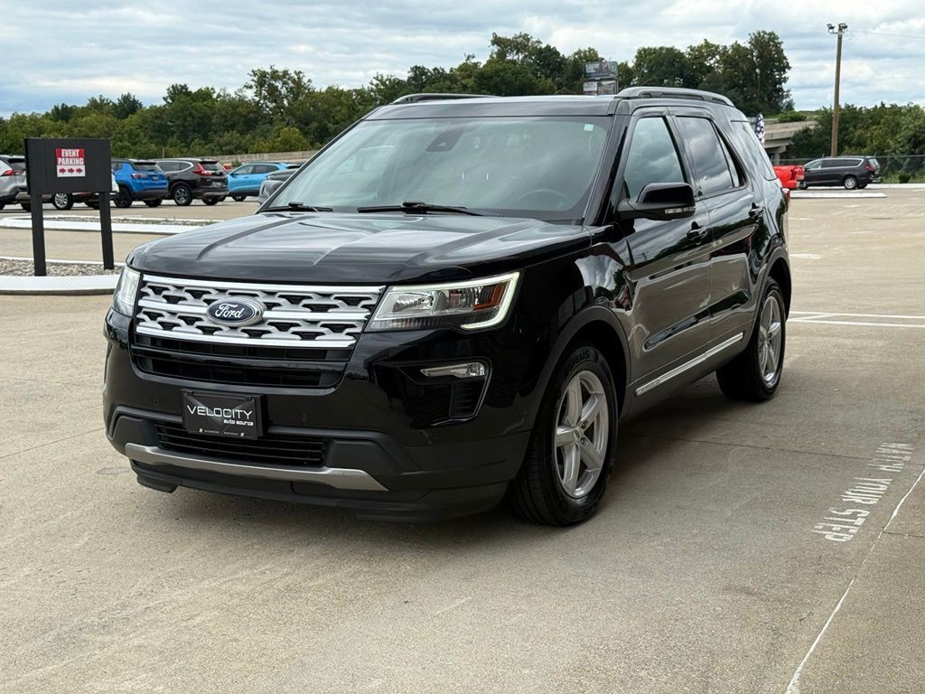 2018 Ford Explorer Image 2