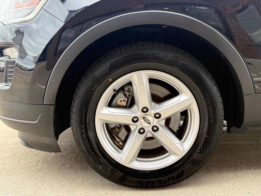 2018 Ford Explorer Image 13