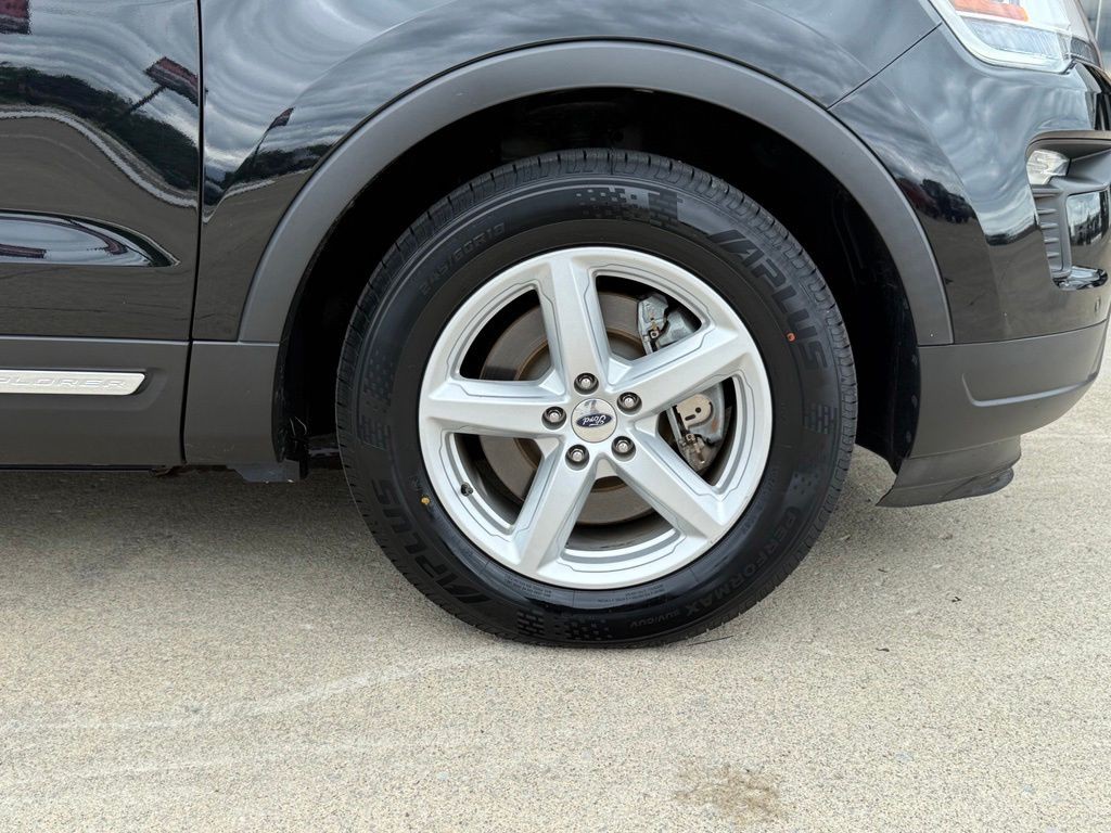 2018 Ford Explorer Image 14