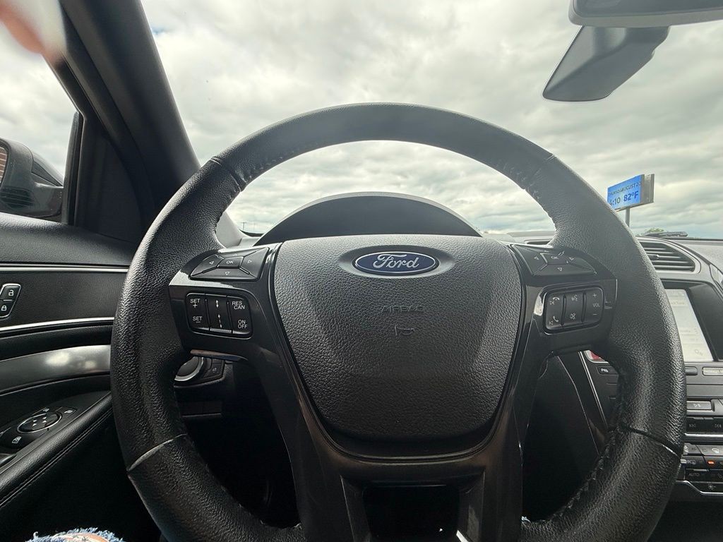 2018 Ford Explorer Image 33