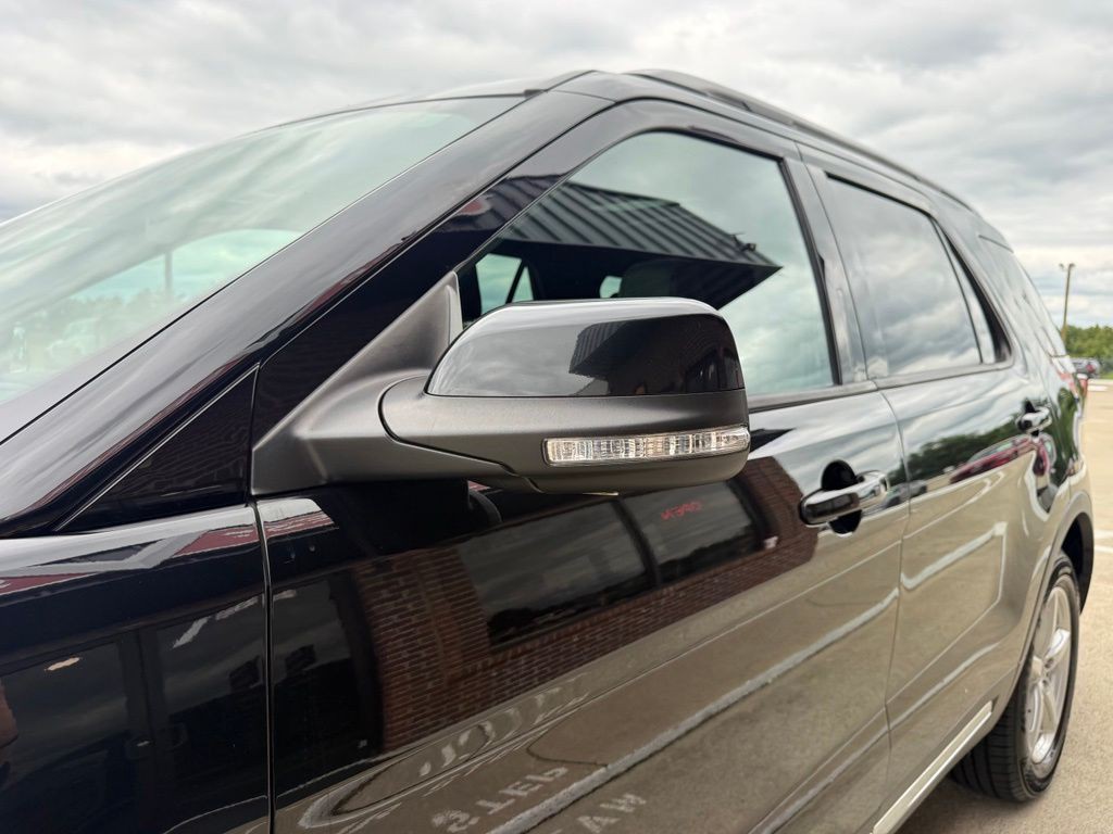 2018 Ford Explorer Image 38