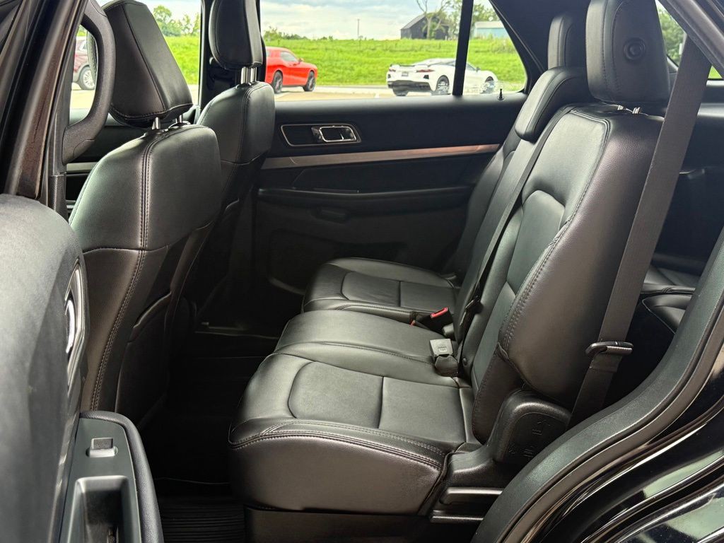 2018 Ford Explorer Image 41