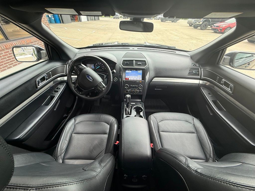 2018 Ford Explorer Image 44