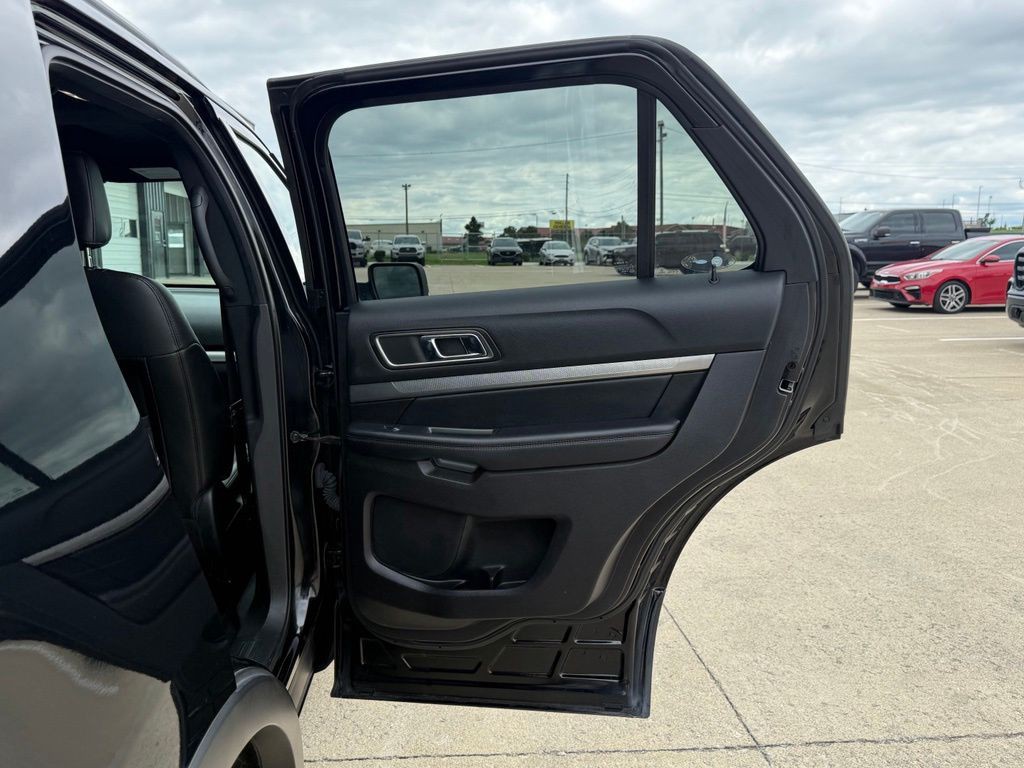 2018 Ford Explorer Image 54