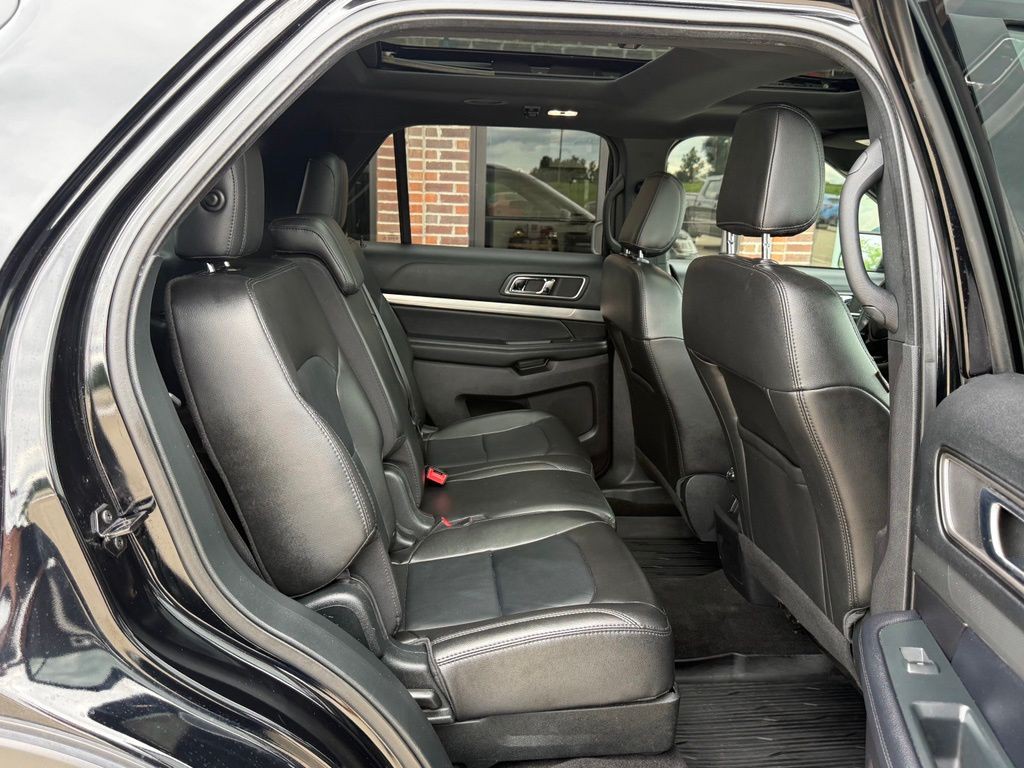 2018 Ford Explorer Image 56