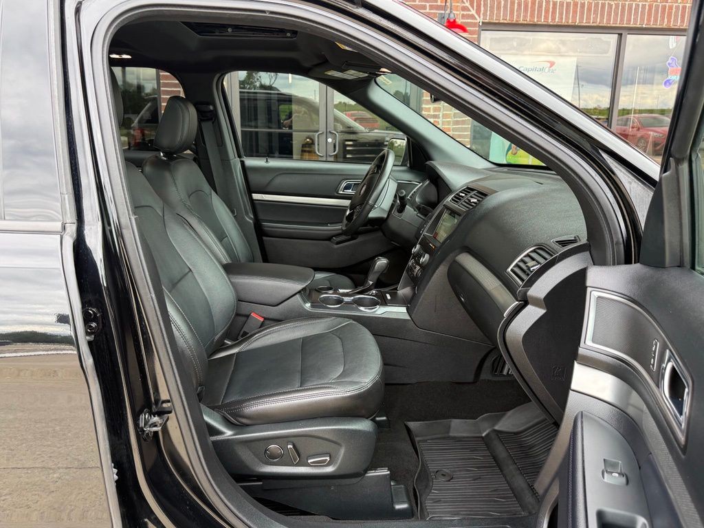 2018 Ford Explorer Image 61