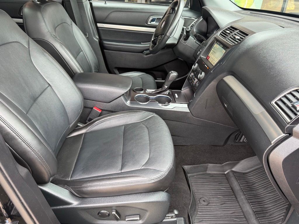 2018 Ford Explorer Image 62