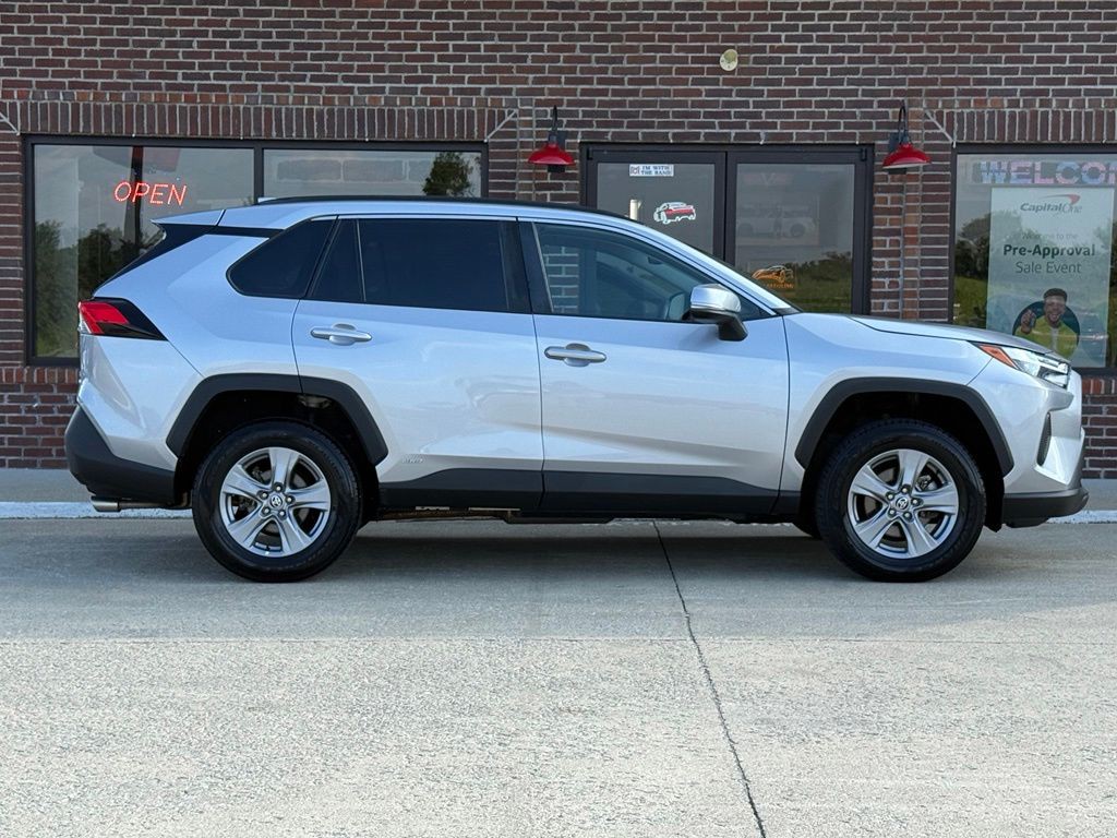 2023 Toyota Rav4 Image 5