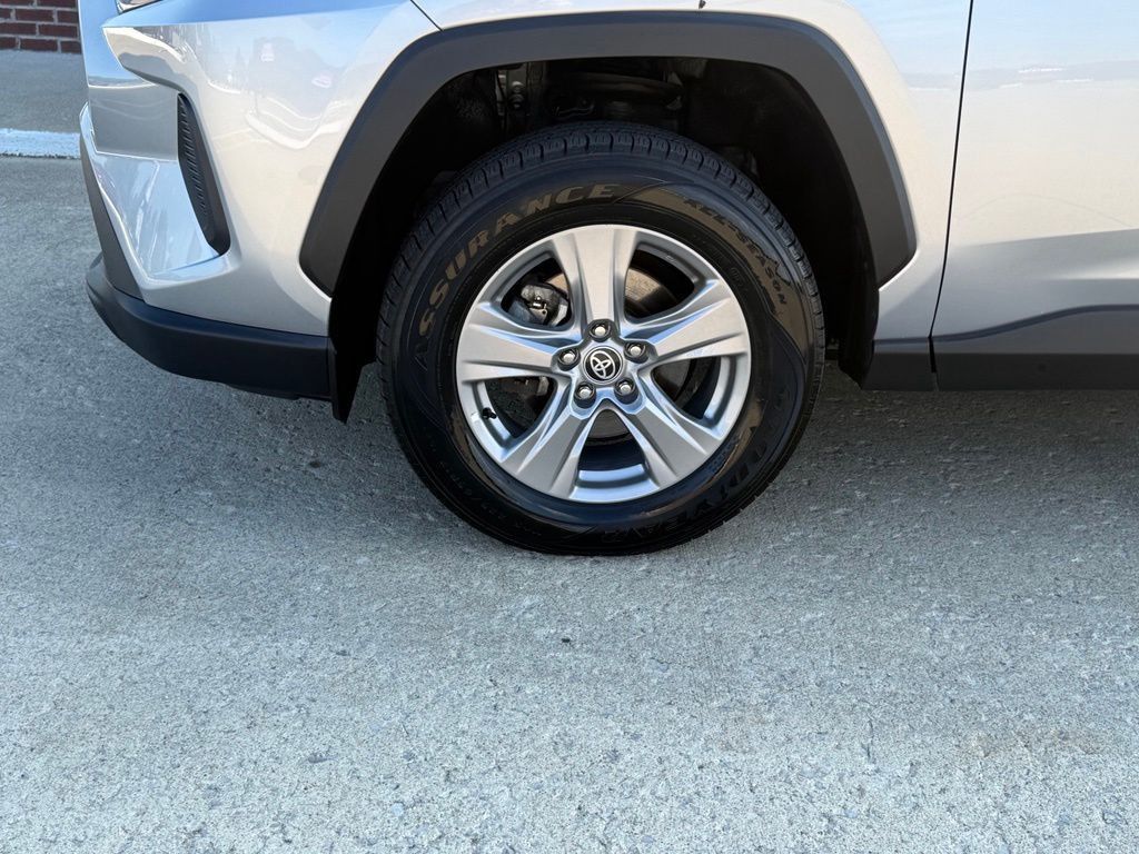 2023 Toyota Rav4 Image 14