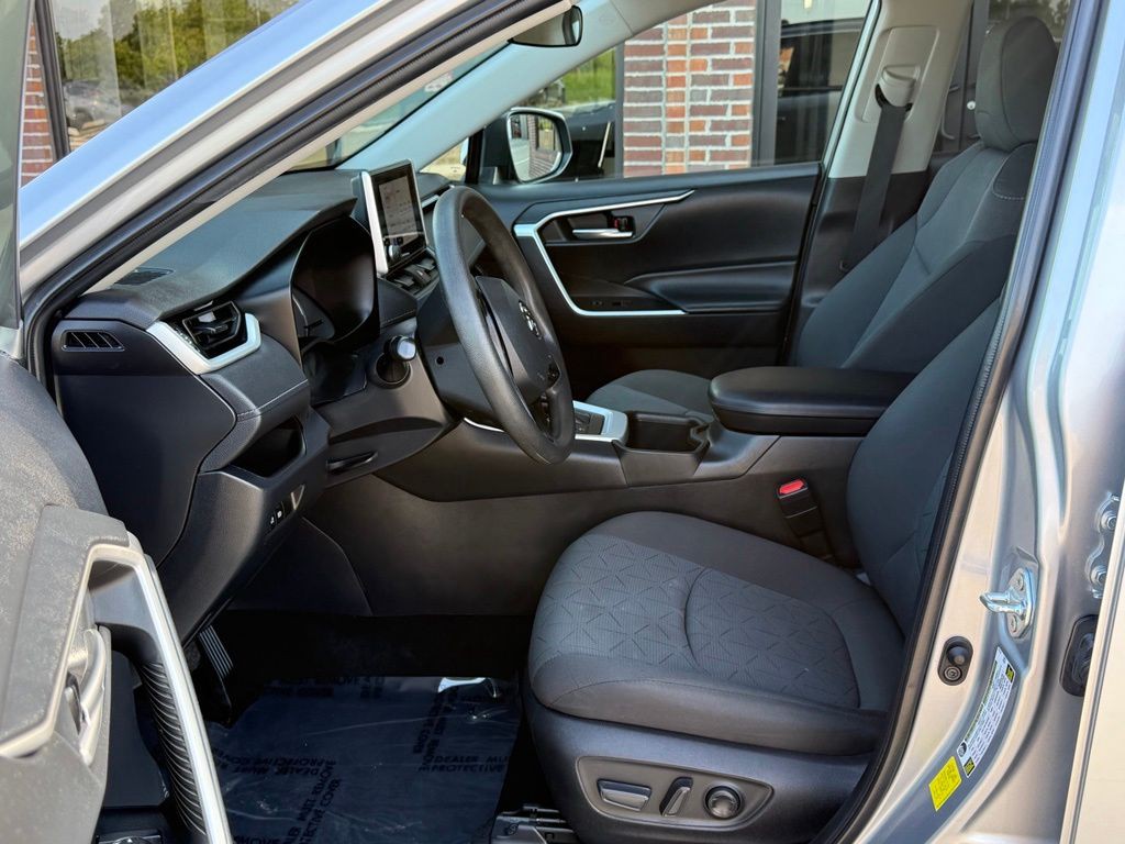 2023 Toyota Rav4 Image 20