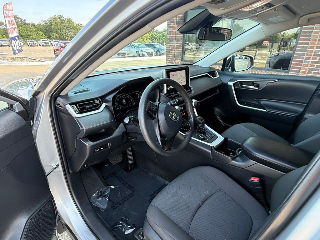 2023 Toyota Rav4 Image 22