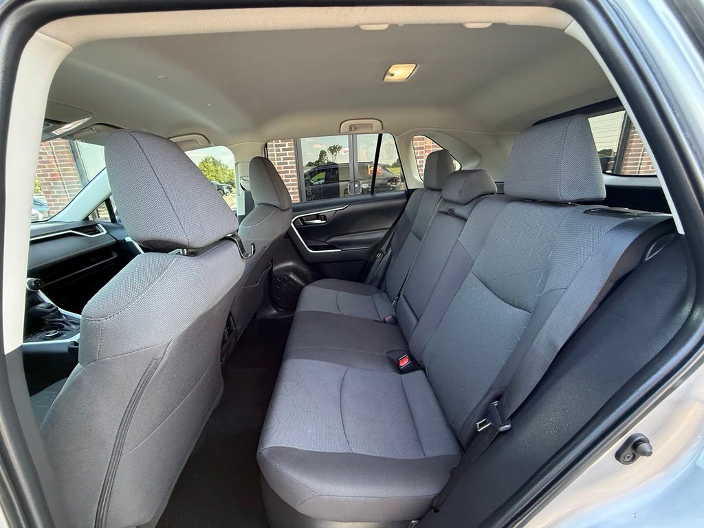 2023 Toyota Rav4 Image 25