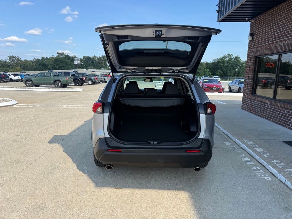 2023 Toyota Rav4 Image 31