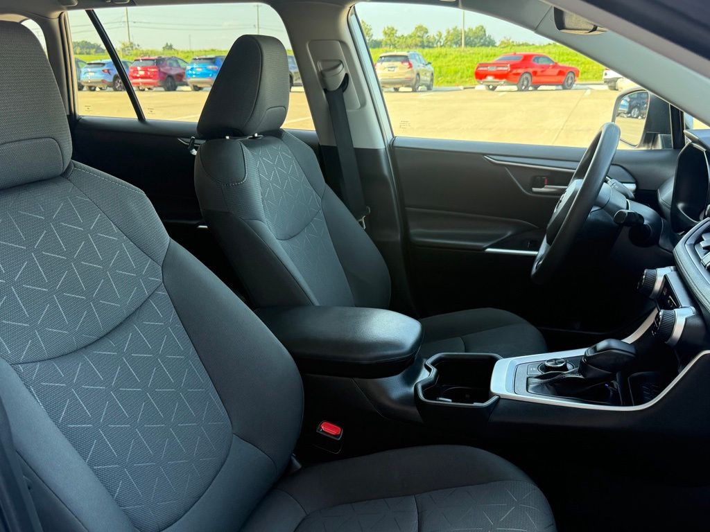 2023 Toyota Rav4 Image 43