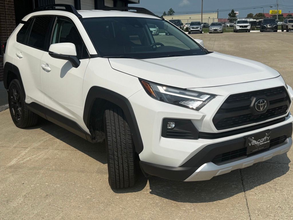 2024 Toyota Rav4 Image 3
