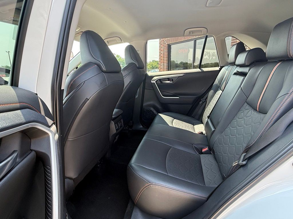 2024 Toyota Rav4 Image 10