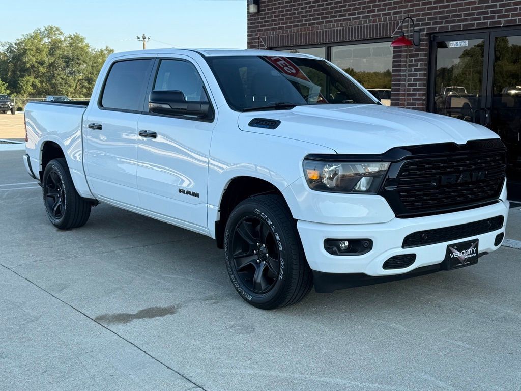 2023 RAM 1500 Image 4