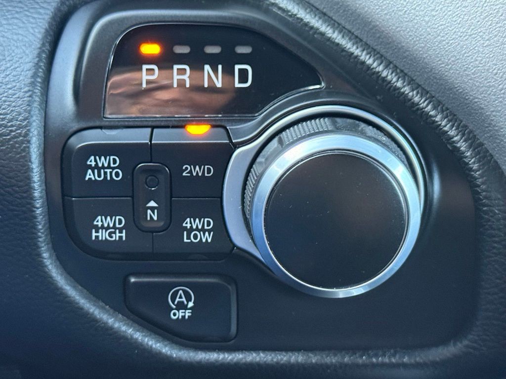 2023 RAM 1500 Image 28
