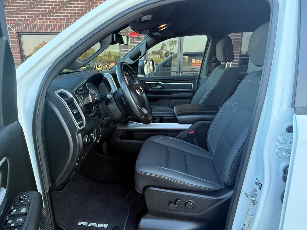2023 RAM 1500 Image 37
