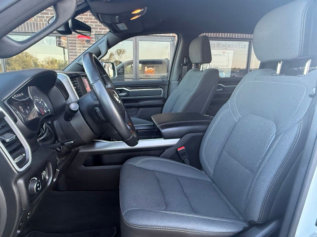 2023 RAM 1500 Image 38