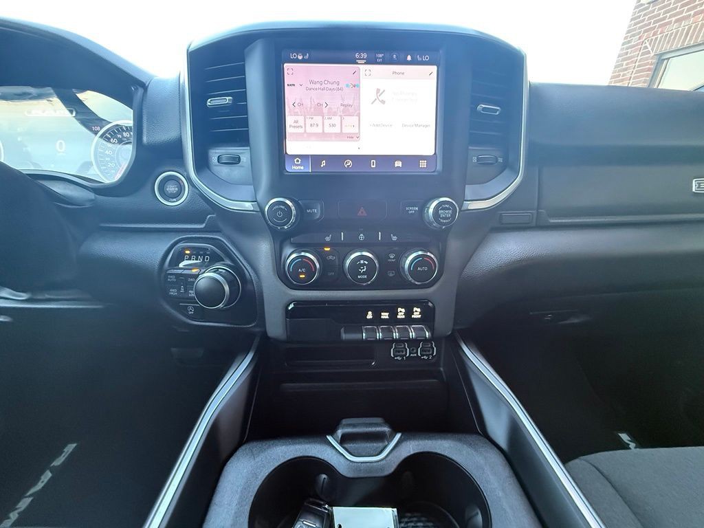 2023 RAM 1500 Image 43