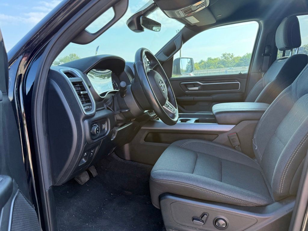 2023 RAM 1500 Image 8