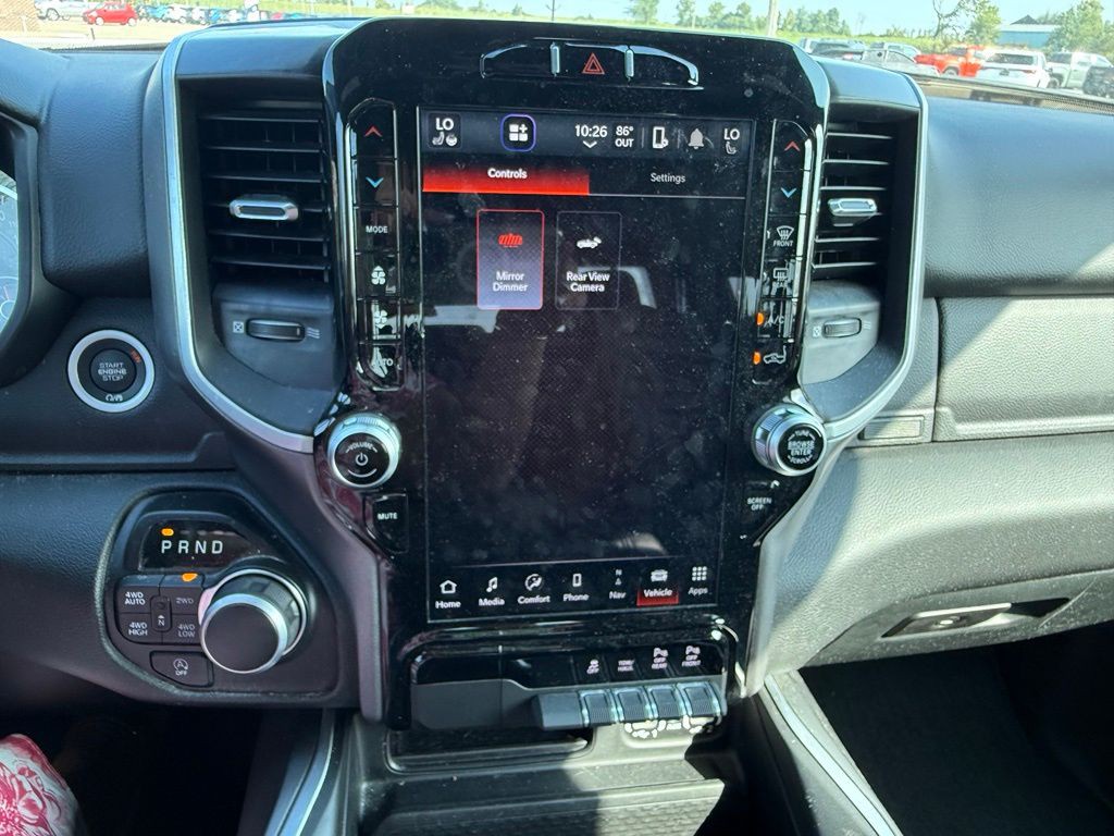 2023 RAM 1500 Image 15