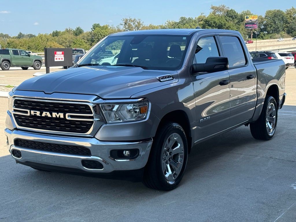 2023 RAM 1500 Image 3