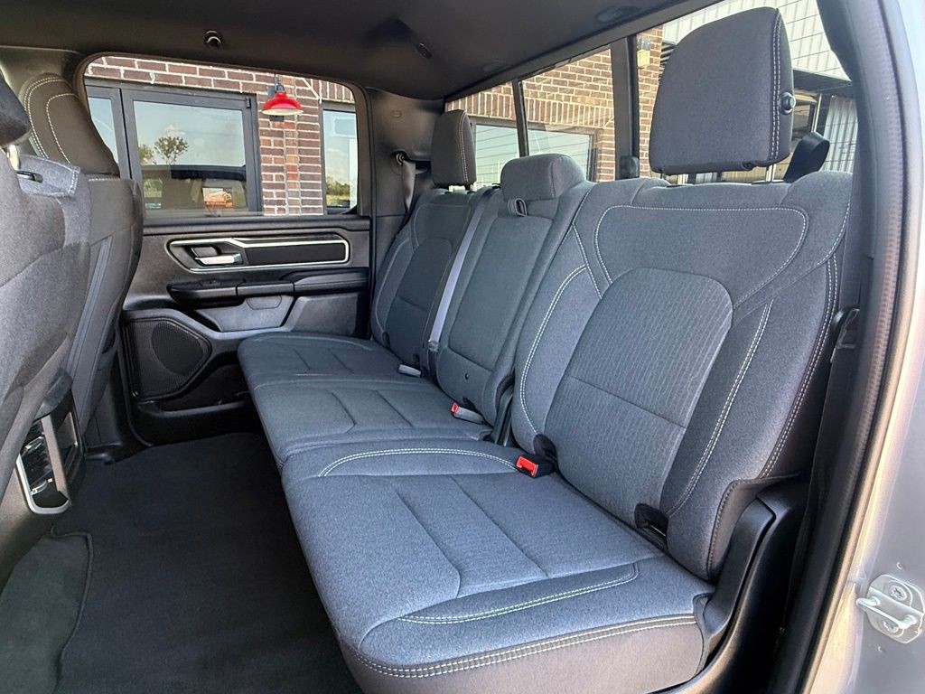 2023 RAM 1500 Image 35