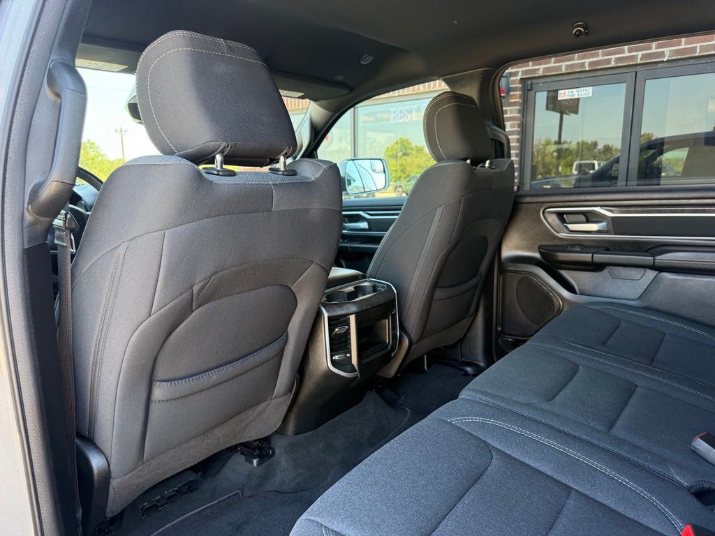 2023 RAM 1500 Image 36